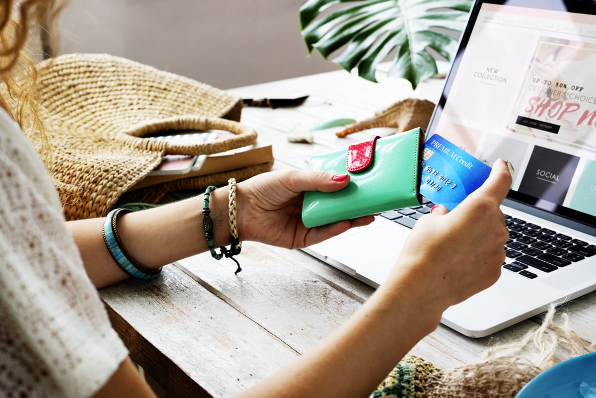 The Changing Face of Australian Retailers and the Online Shopping Revolution